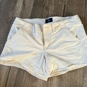 American Eagle Khaki Shorts Size 8